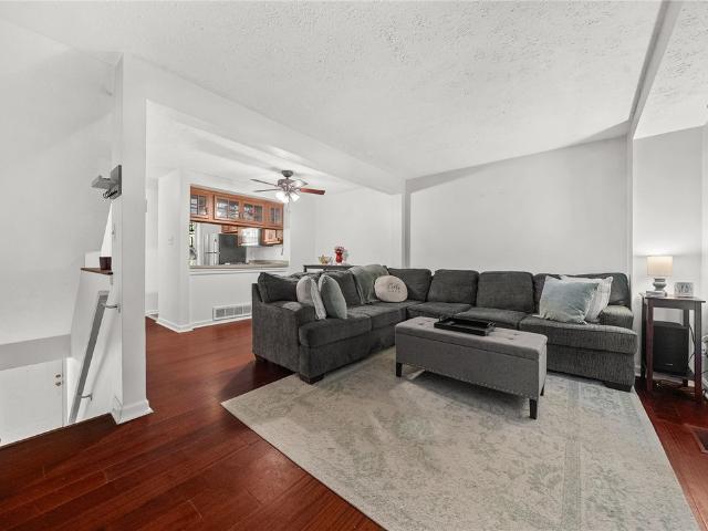 Townhouse for sale in Fernway, Cranberry Township