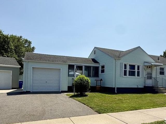 House for sale in Hartford, Connecticut
