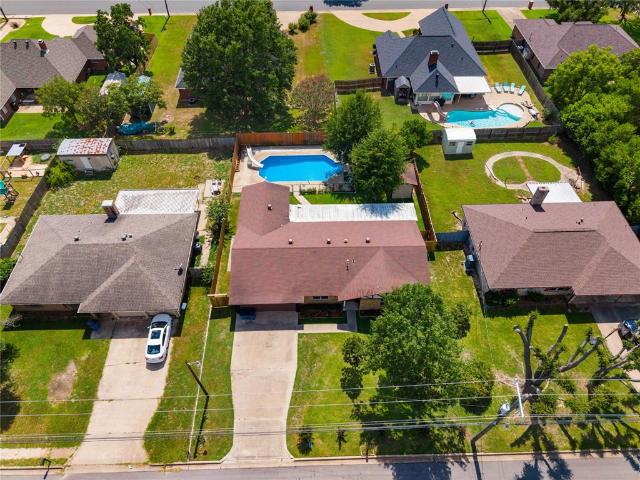 House for sale in Henderson, Texas