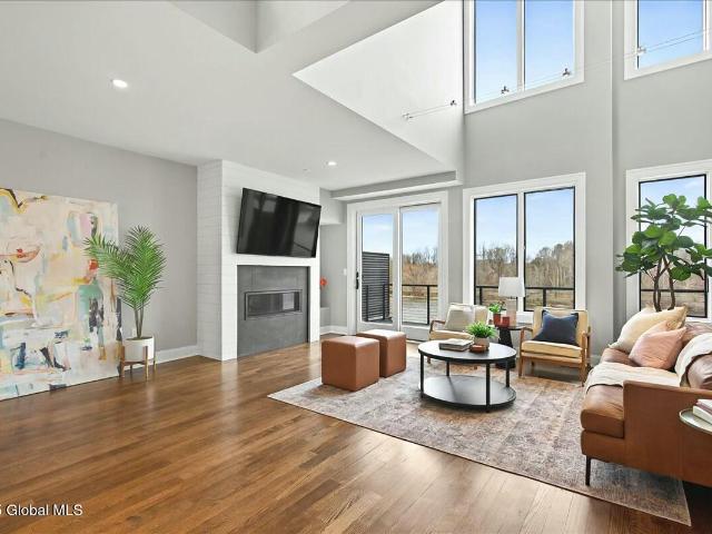 Townhouse for sale in Schenectady