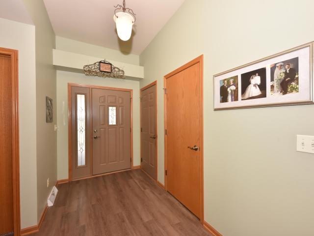 Condo for sale in Belgium, Wisconsin