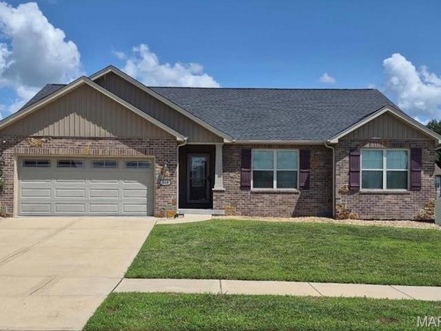 House for sale in Shiloh, Illinois