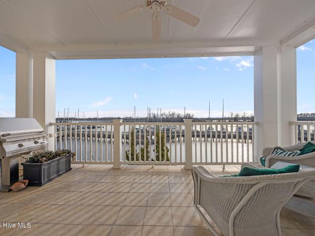 Condo for sale in Washington, North Carolina