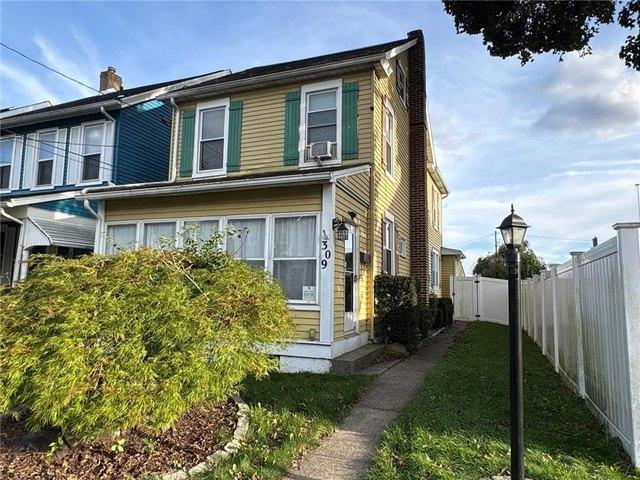 House for sale in Catasauqua, Lehigh County