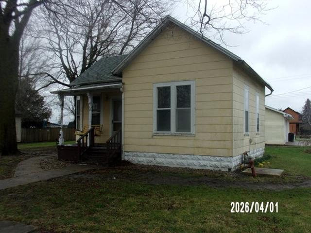 House for sale in Crescent City, Illinois