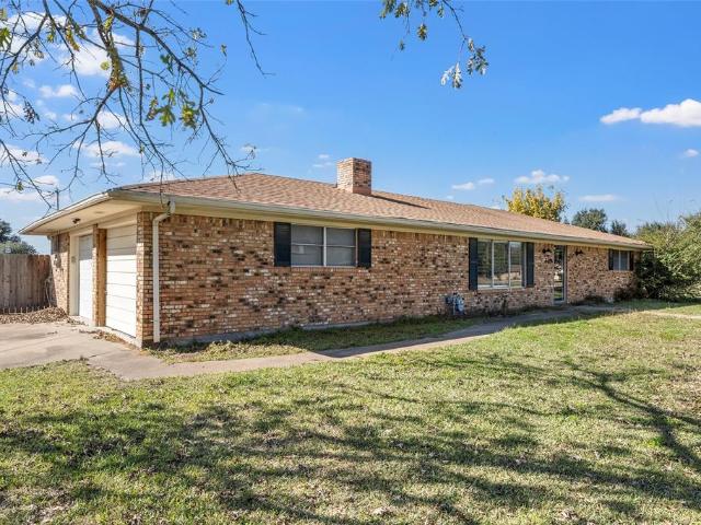 House for sale in Rosebud, Texas