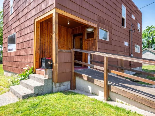 House for sale in Kelso, Washington