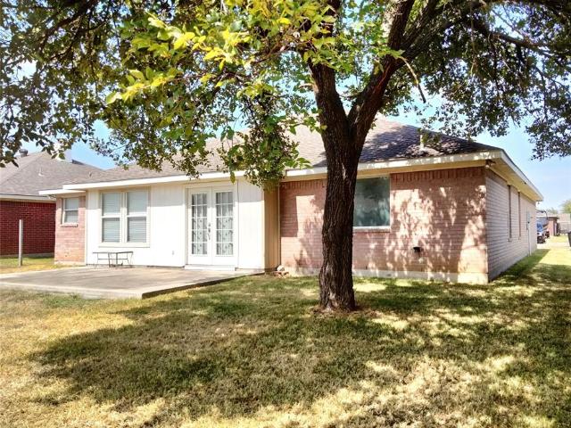 House for sale in Meadow Lawn, Cleburne