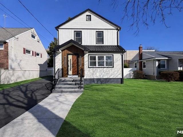 House for sale in Hasbrouck Heights, New Jersey