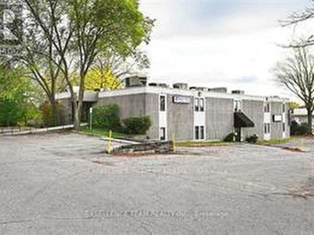 Commercial for rent in Brockville, Ontario