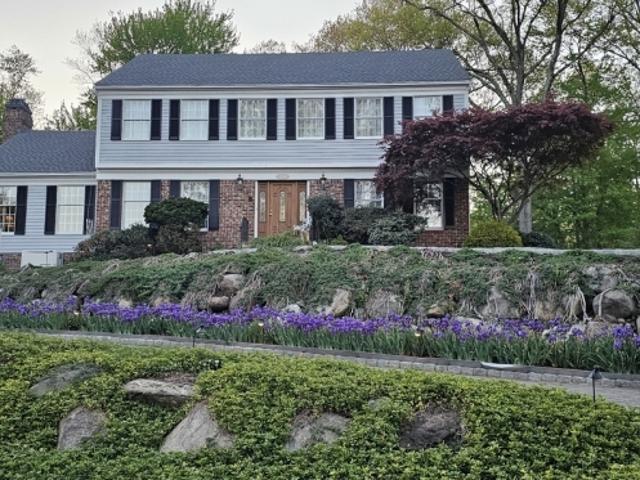 House for sale in Wyckoff, New Jersey