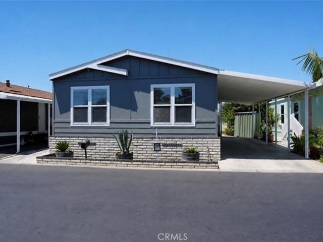 House for sale in Santa Ana, California