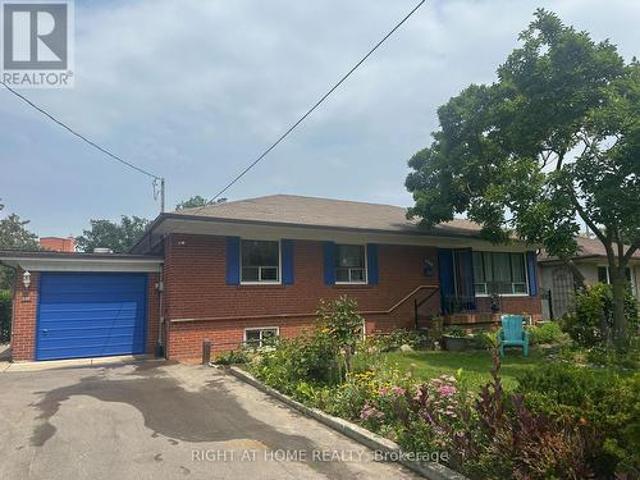 House for sale in Oakville, Ontario
