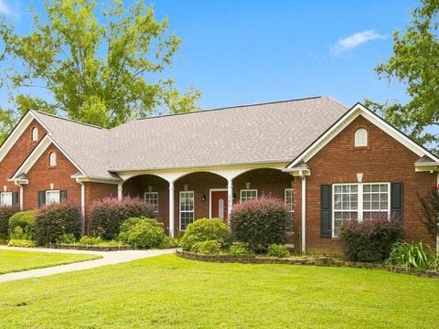 House for sale in Etowah, Alabama