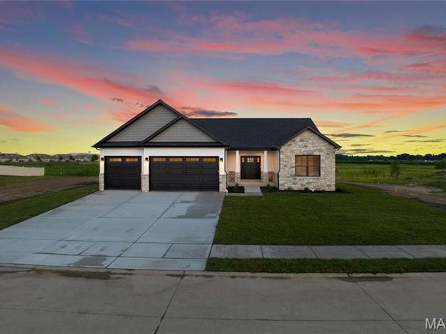 House for sale in Troy, Illinois