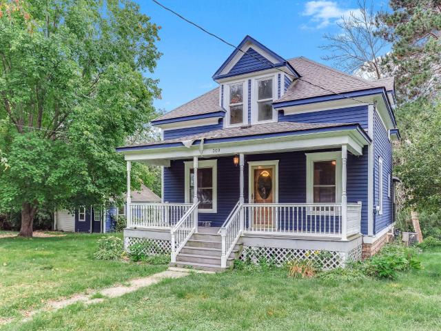 House for sale in Saint Croix Falls, Wisconsin