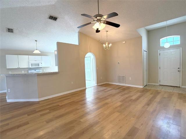 Property for rent in Four Corners, Florida