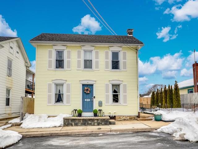 House for sale in Fleetwood, Pennsylvania