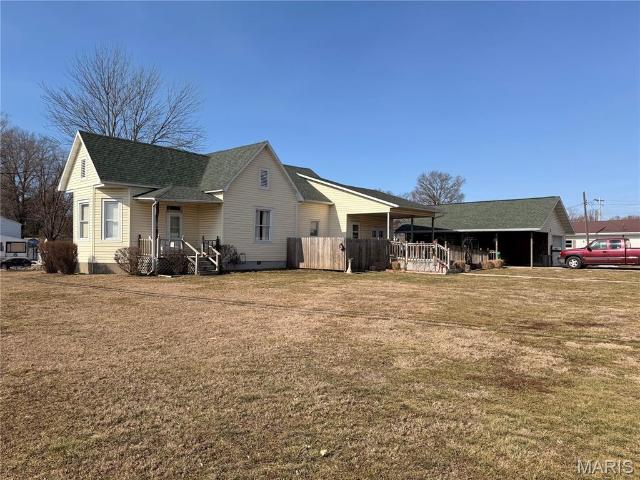 Property for sale in Saint Elmo, Illinois