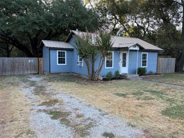 House for sale in Rising Star, Texas