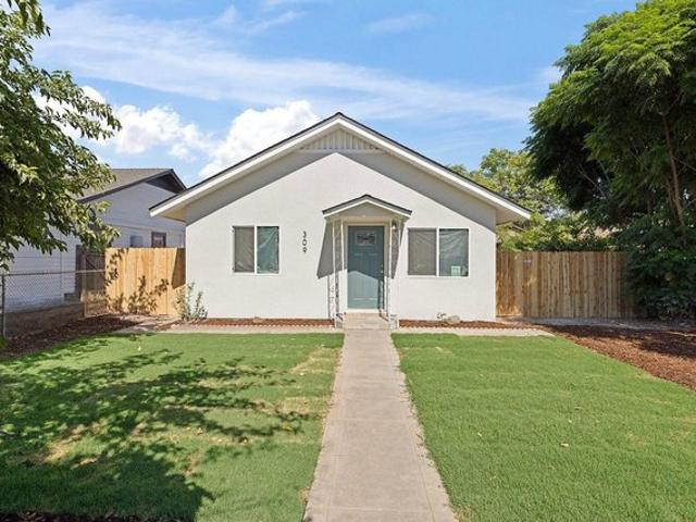 House for sale in Exeter, Tulare County