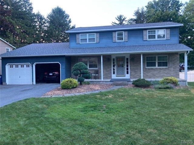 House for sale in Town of Camillus, Onondaga County