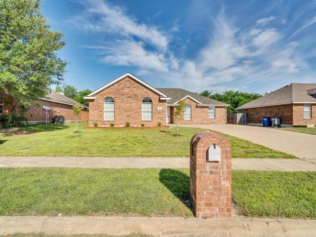 House for sale in Ellis, Texas
