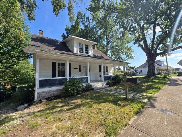 House for sale in Mount Airy, North Carolina
