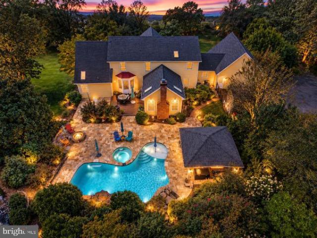 House for sale in Shepherdstown, Jefferson County