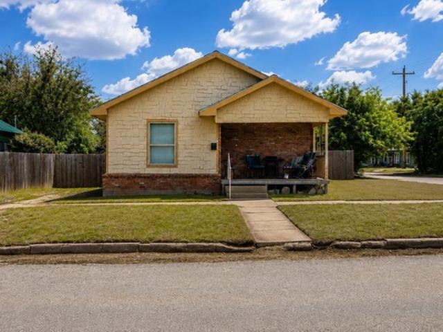 House for sale in Cisco, Texas