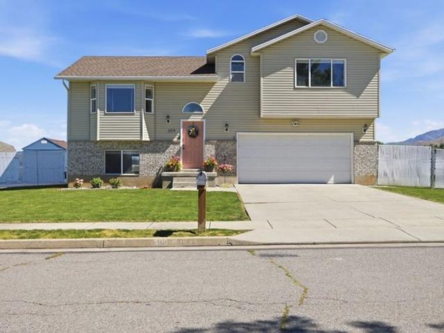 House for sale in Cache, Utah