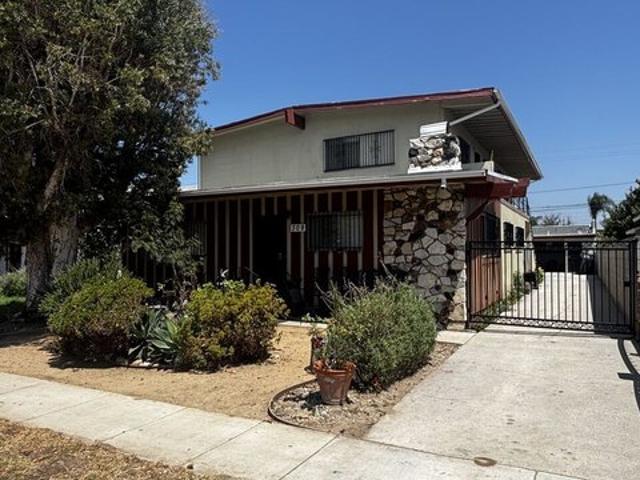 House for sale in Inglewood, California