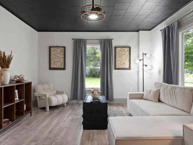 House for sale in Neponset, Bureau County
