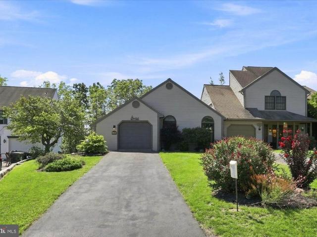 Townhouse for sale in Adamstown, Lancaster County