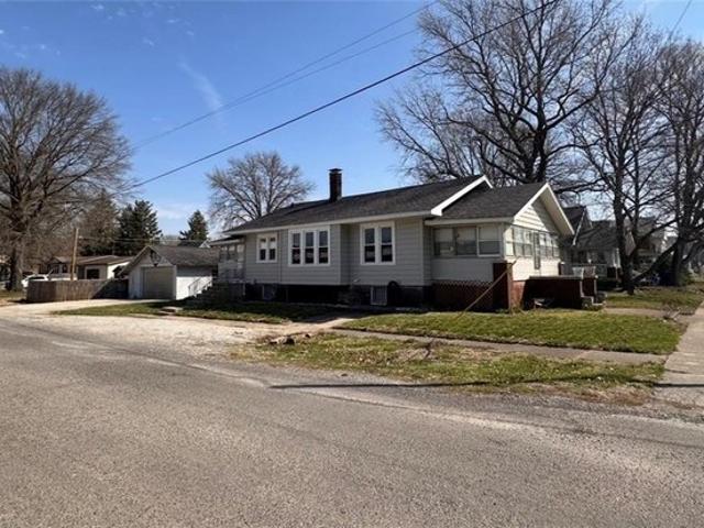 House for sale in Stonington, Illinois