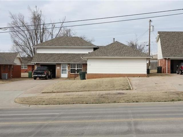 Condo for rent in Yukon, Oklahoma