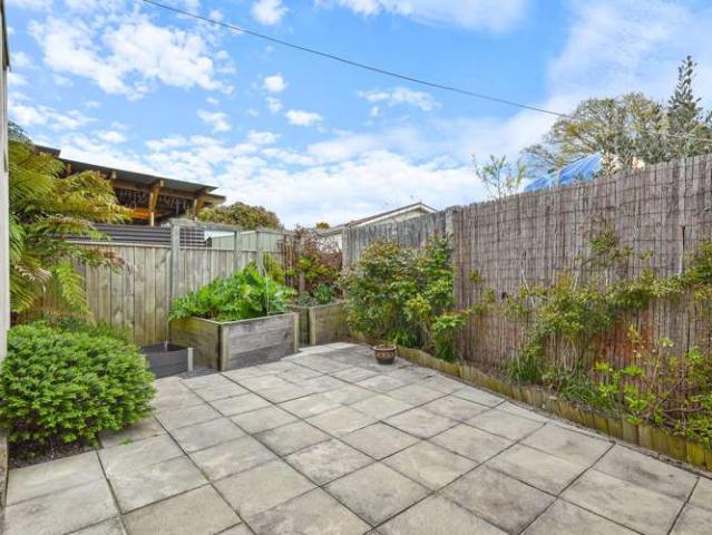 Apartment for sale in Ōwhata, Rotorua