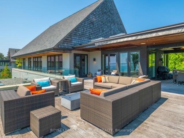 Townhouse for sale in Oakville, Ontario