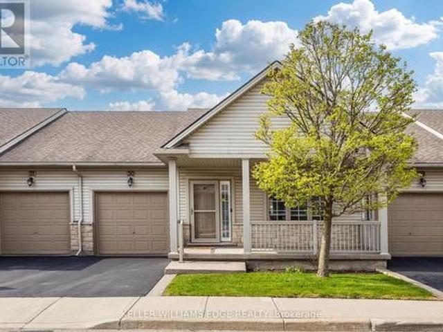 Condo for sale in Ancaster, Ontario