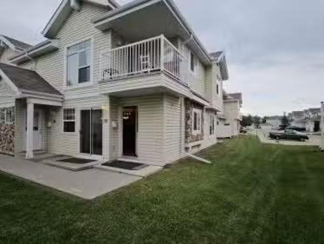 House for sale in Wedgewood, Alberta