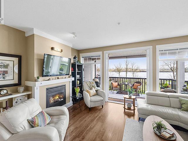 Condo for sale in British Columbia