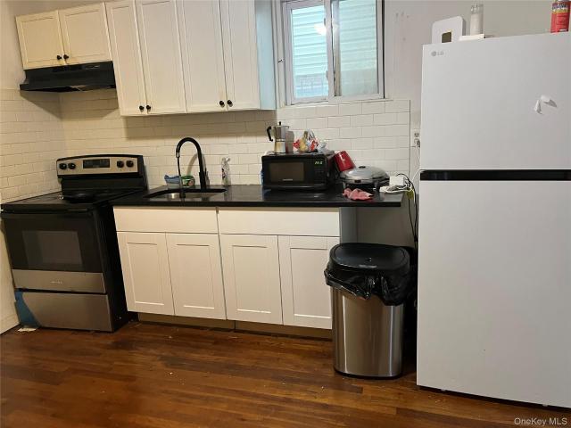 House for sale in Queens County, New York