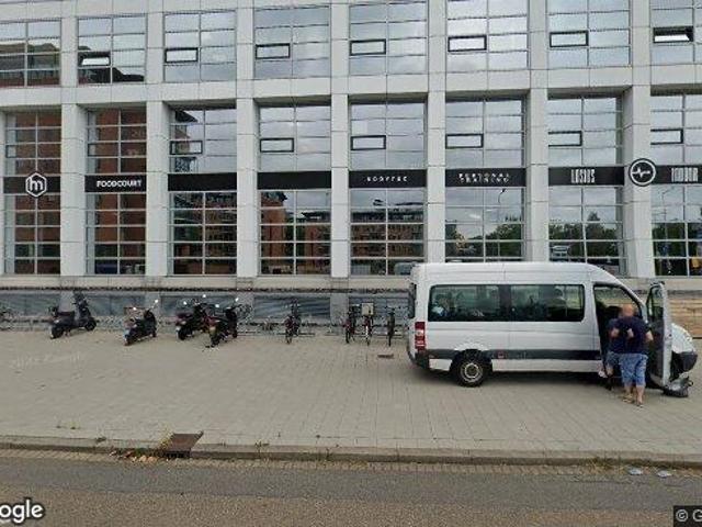Bedrijfspand te huur in Laak, Zuid Holland