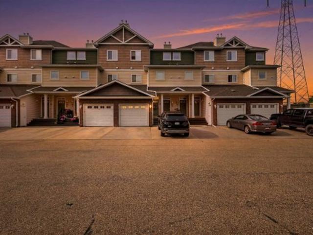 Townhouse for sale in Wedgewood, Alberta