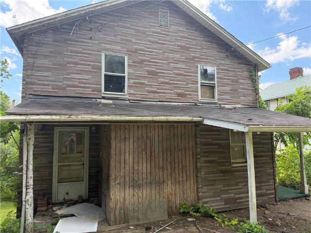 House for sale in Adah, Pennsylvania