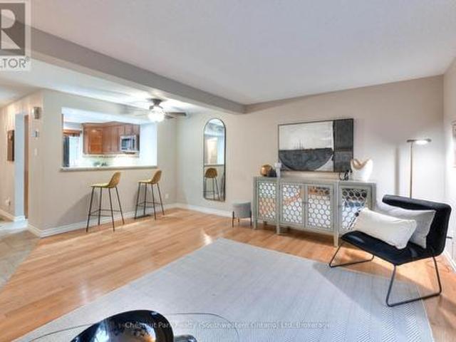 Townhouse for sale in Guelph, Ontario