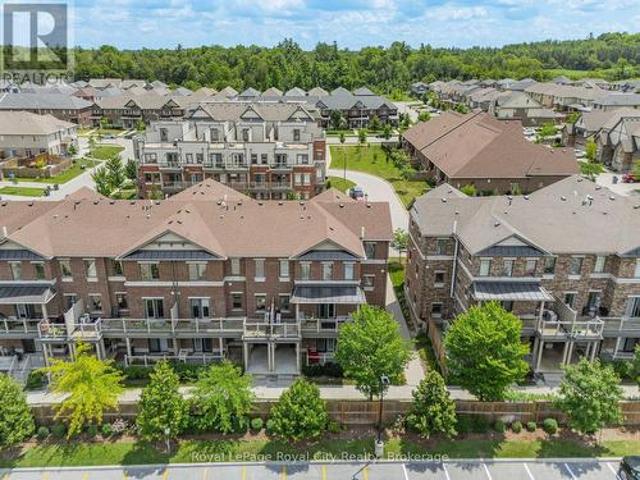 Townhouse for sale in Guelph, Ontario