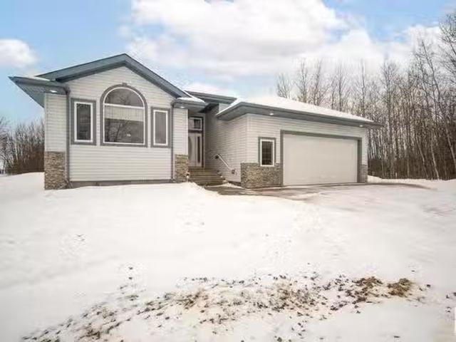 House for sale in Alberta