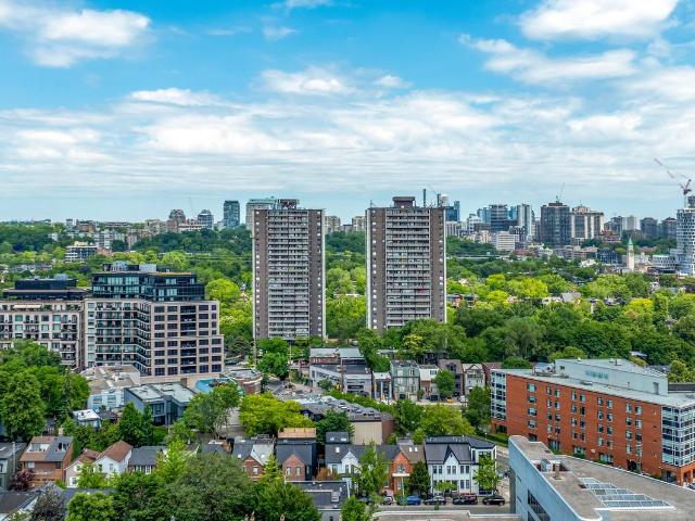 Apartment for rent in Toronto, Golden Horseshoe