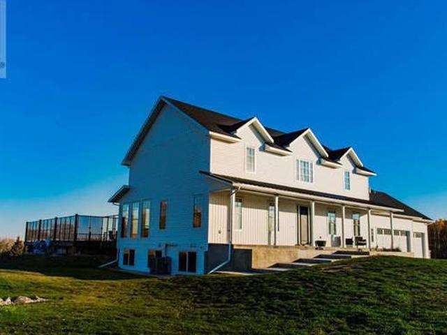 House for sale in Grande Prairie, Alberta